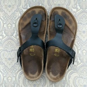 Birkenstock gizeh sandals
